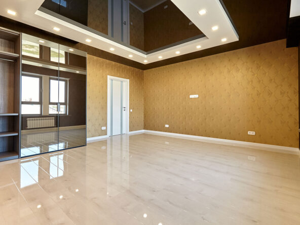 Single Family Residences Listings