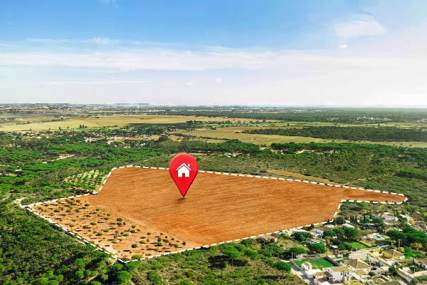 banner expertise in marketing vacant land