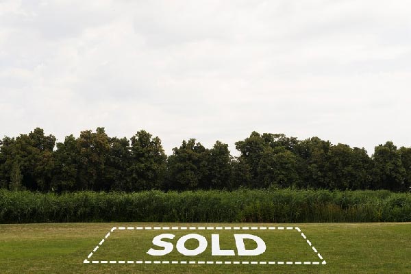 banner seamless selling process vacant land